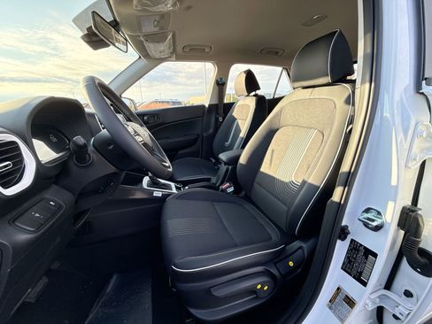 New 2026 Hyundai Venue SEL image 12
