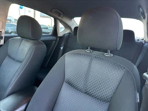 Used 2019 Nissan Sentra SR w/ Exterior Package image 16