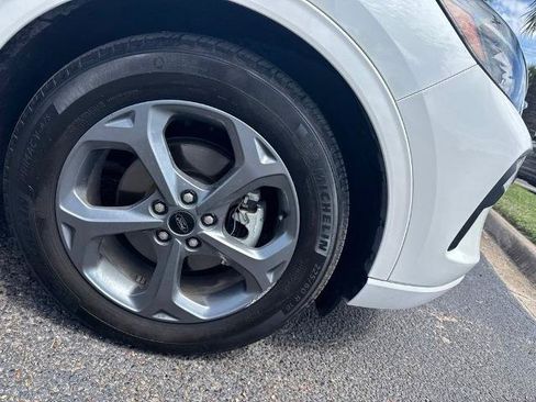 Certified 2023 Ford Escape ST-Line w/ Tech Pack #1 FWD image 8