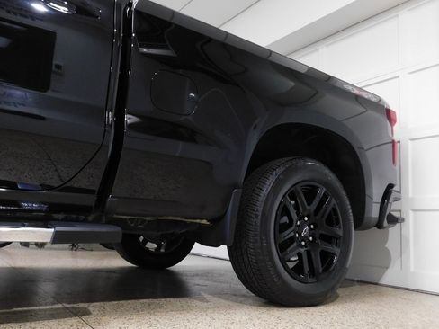 Used 2024 Chevrolet Silverado 1500 RST image 21