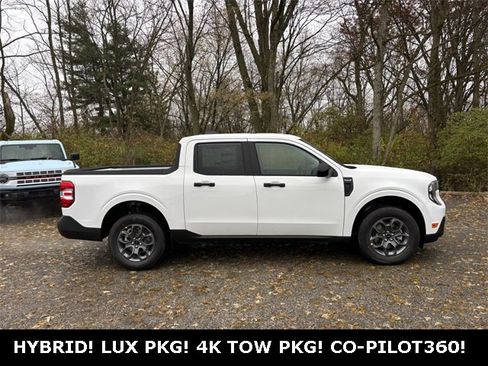 New 2025 Ford Maverick XLT w/ Equipment Group 301A image 27
