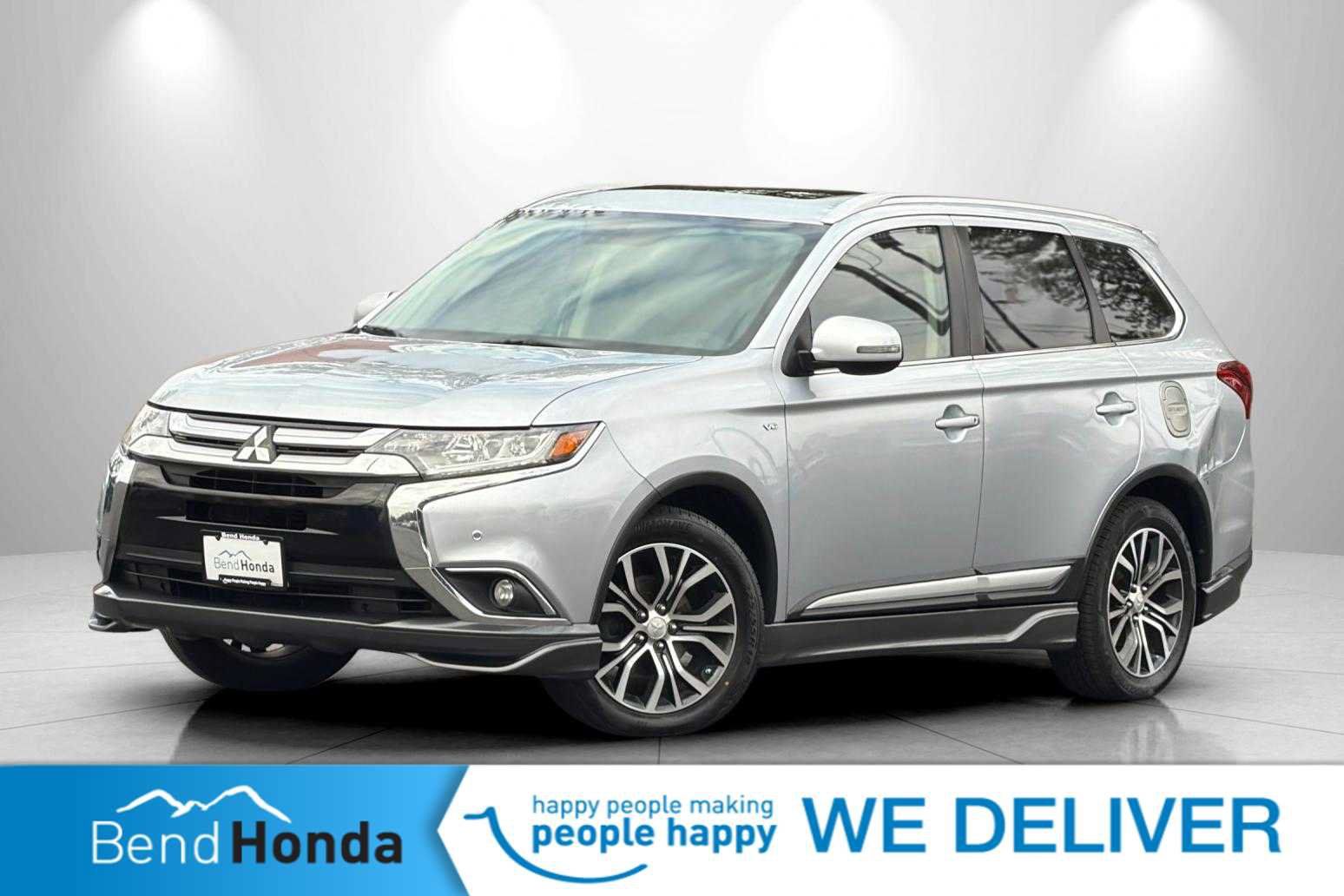 Used 2016 Mitsubishi Outlander GT AWD/4WD image 1