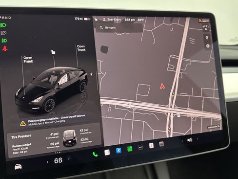 Used 2023 Tesla Model Y Long Range image 21