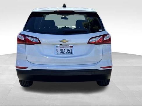 Used 2020 Chevrolet Equinox LS image 4