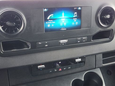 Used 2024 Mercedes-Benz Sprinter 144 Cargo image 16