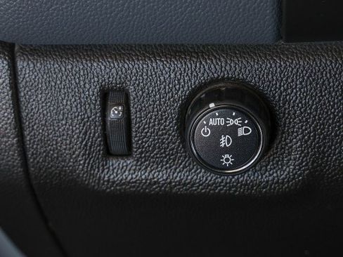 Used 2018 Chevrolet Colorado Z71 RWD image 27