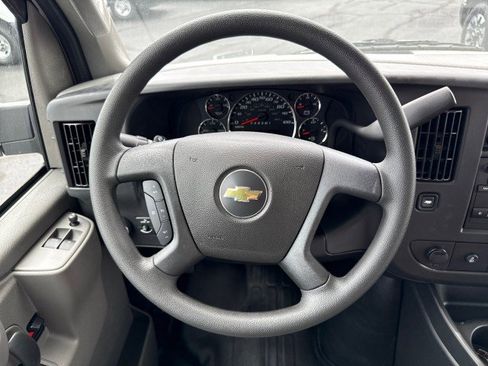 New 2025 Chevrolet Express 2500 Extended w/ Enhanced Convenience Package image 17