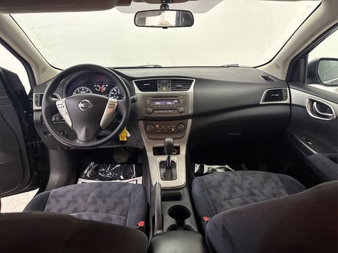 Used 2013 Nissan Sentra SV FWD image 38
