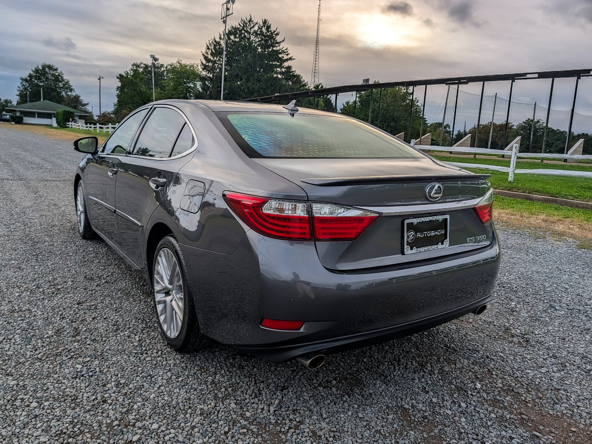 Used 2013 Lexus ES 350 w/ Luxury Pkg FWD image 8