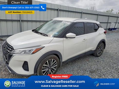 Used 2021 Nissan Kicks SV image 1