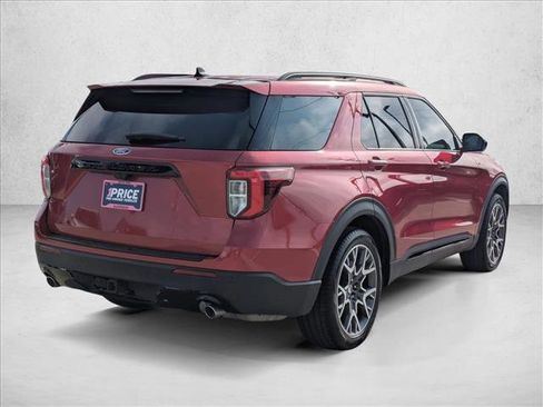 Used 2023 Ford Explorer ST-Line w/ Class IV Trailer Tow Package image 5