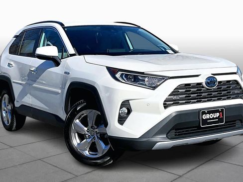 Used 2021 Toyota RAV4 Limited image 2