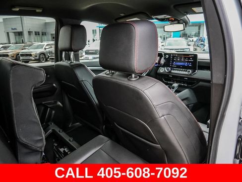 Used 2023 Chevrolet Colorado Z71 w/ Z71 Convenience Package 2 AWD/4WD image 25