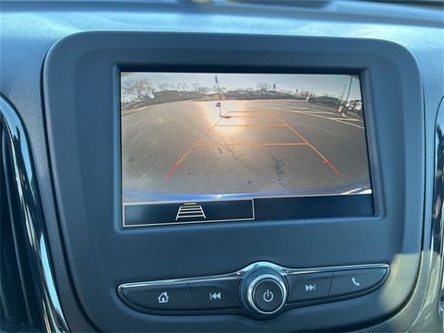 Certified 2022 Chevrolet Equinox RS w/ LPO, Floor Liner Package image 22