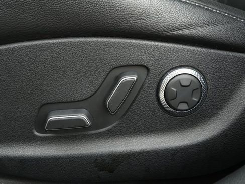 Used 2023 Genesis G80 2.5T image 26