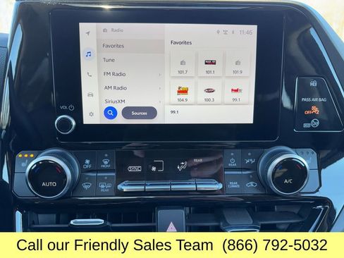 Certified 2023 Toyota Highlander XLE image 21