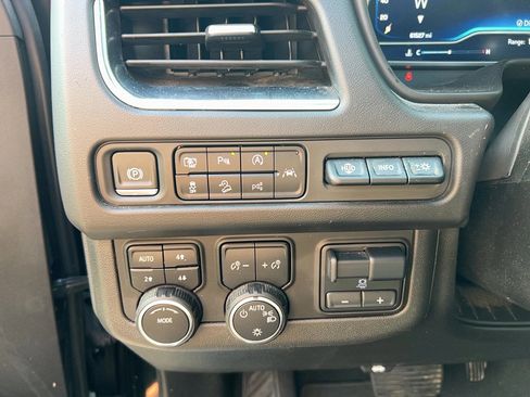 Used 2023 Chevrolet Tahoe High Country w/ Advanced Technology Package AWD/4WD image 14