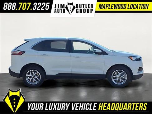 Used 2024 Ford Edge SEL image 5