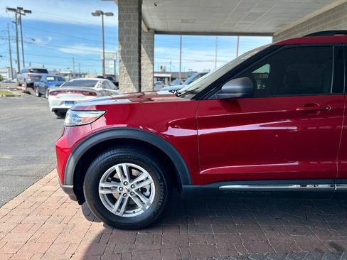 Used 2020 Ford Explorer XLT AWD/4WD image 5