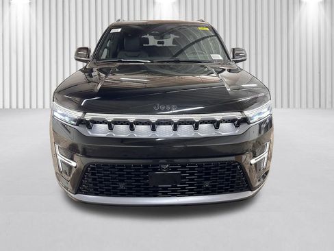 New 2026 Jeep Grand Wagoneer L Limited image 11