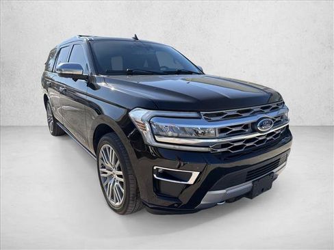 Used 2022 Ford Expedition Platinum AWD/4WD image 7