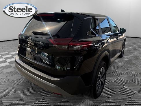 Used 2023 Nissan Rogue SV AWD/4WD image 5