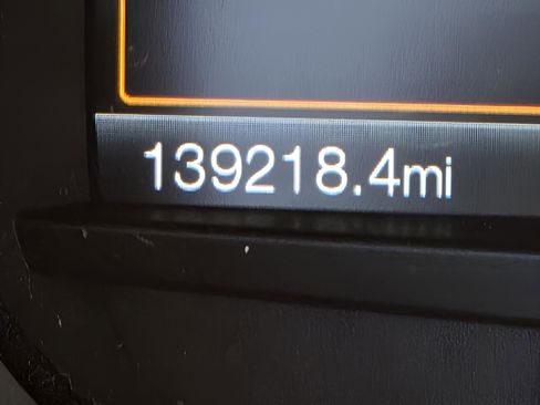 Used 2017 Ford Edge SEL w/ Equipment Group 201A FWD image 21