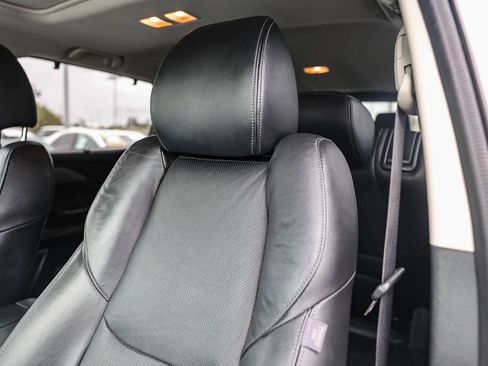 Used 2018 MAZDA CX-9 Touring w/ Touring Premium Package FWD image 19