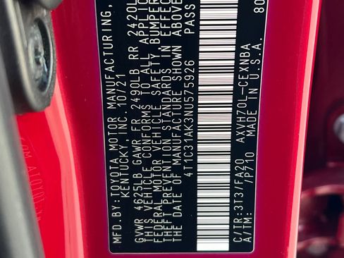 Used 2022 Toyota Camry LE image 29