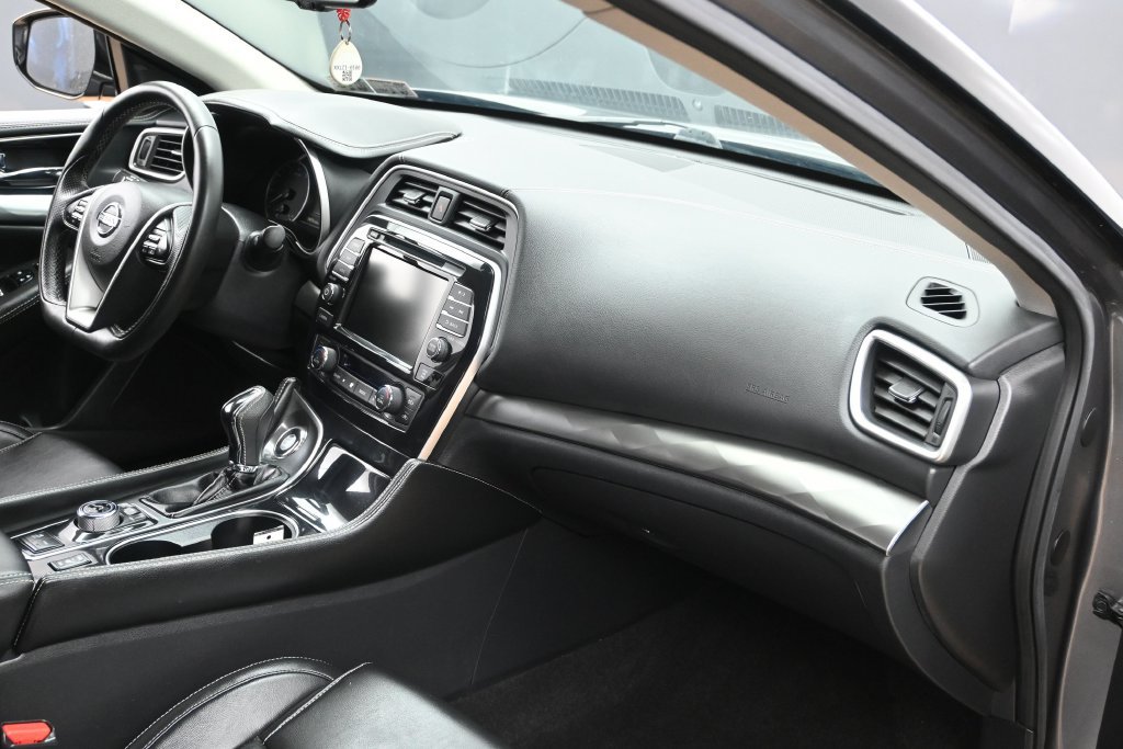 Used 2022 Nissan Maxima SV w/ Floor Mat Group FWD image 26