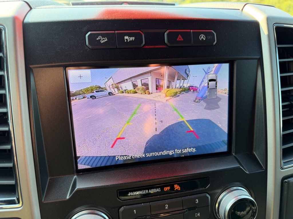 Used 2019 Ford F150 Lariat w/ Equipment Group 502A Luxury AWD/4WD image 28