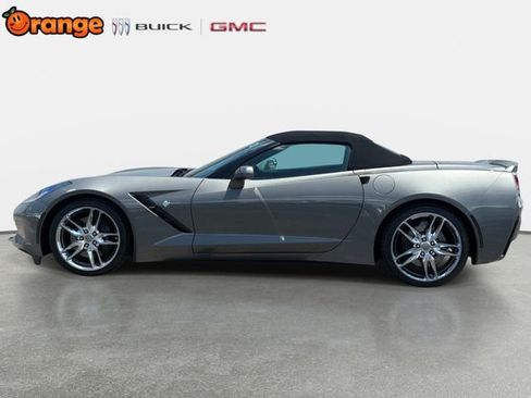 Used 2016 Chevrolet Corvette Stingray Convertible w/ 3LT Preferred Equipment Group RWD image 6