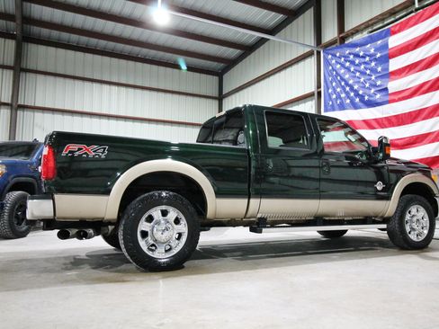 Used 2014 Ford F250 Lariat w/ Lariat Ultimate Package AWD/4WD image 12
