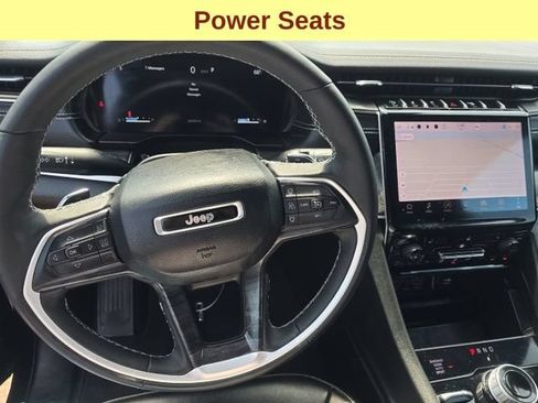 Used 2024 Jeep Grand Cherokee Limited AWD/4WD image 13