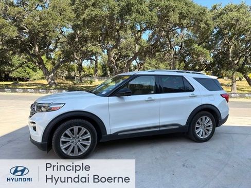 Used 2020 Ford Explorer Limited AWD/4WD image 1