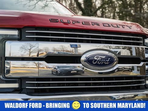 Used 2017 Ford F350 Lariat w/ Chrome Package image 10