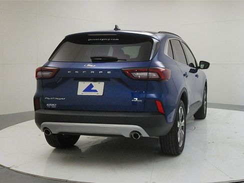 Used 2023 Ford Escape Platinum w/ Premium Technology Package image 6