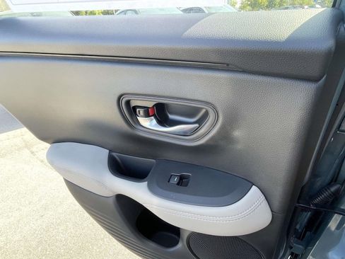 Used 2026 Honda HR-V LX image 14