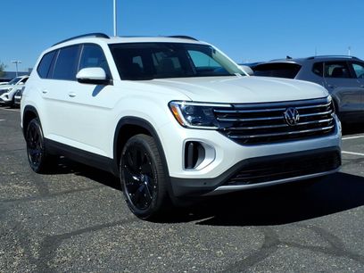 New 2026 Volkswagen Atlas SE