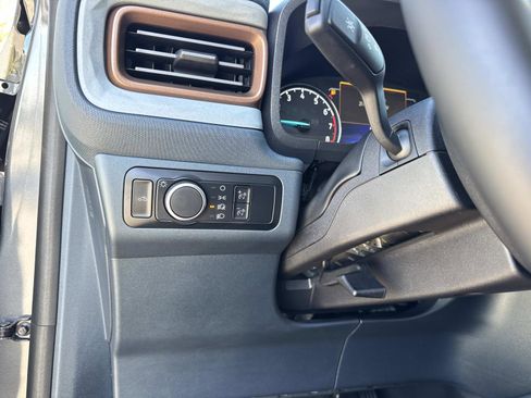 Used 2024 Ford Maverick Lariat image 30