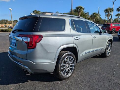 Used 2023 GMC Acadia Denali w/ Denali Ultimate Package image 4