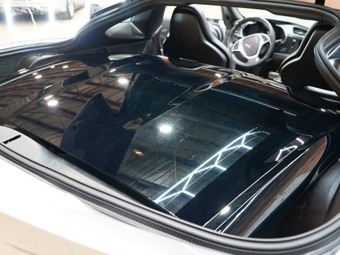Used 2015 Chevrolet Corvette Stingray Coupe w/ Battery Protection Package RWD image 34