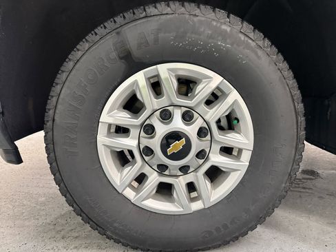 Certified 2025 Chevrolet Silverado 2500 LT w/ Convenience Package image 10