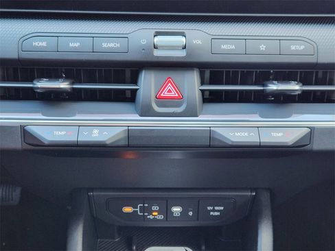 New 2025 Kia K4 GT-Line image 14