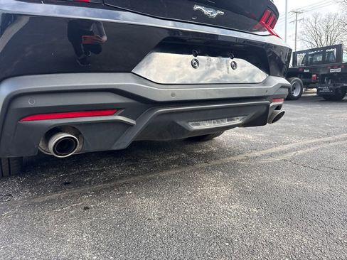 Used 2025 Ford Mustang Premium RWD image 12
