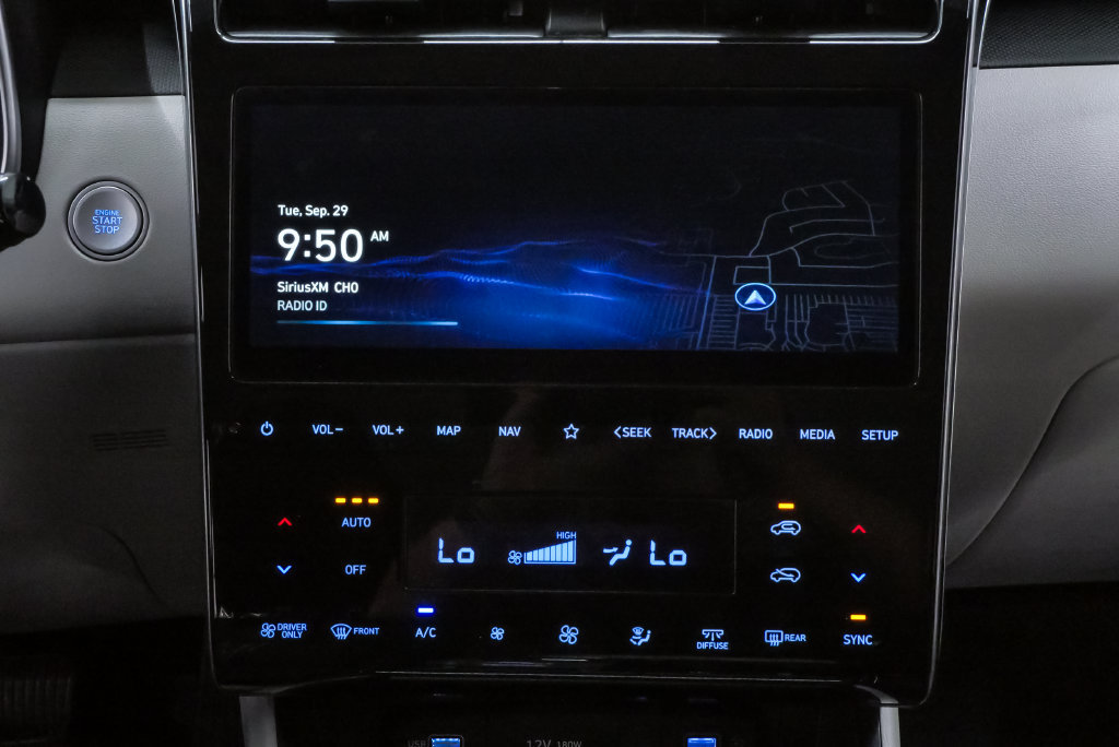 Certified 2024 Hyundai Tucson Blue AWD/4WD image 16