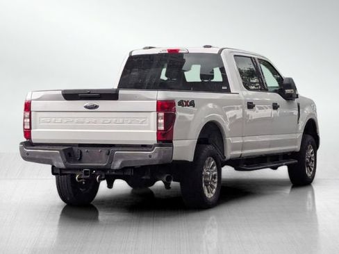 Used 2021 Ford F250 XLT w/ XLT Value Package AWD/4WD image 4
