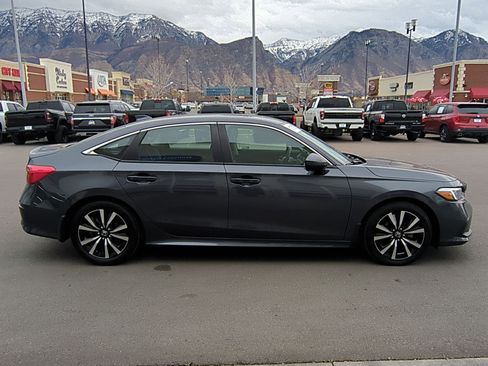 Used 2023 Honda Civic EX image 2