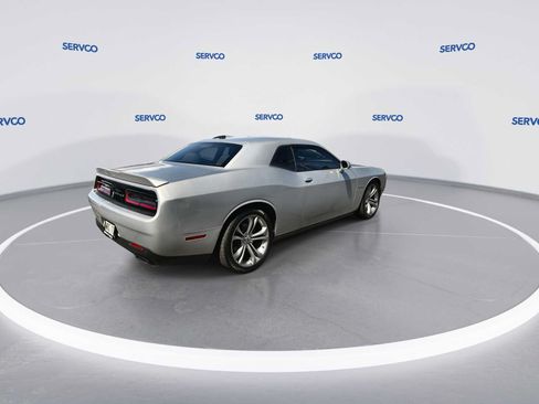 Used 2022 Dodge Challenger R/T RWD image 8