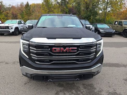 Certified 2024 GMC Sierra 1500 SLT image 8